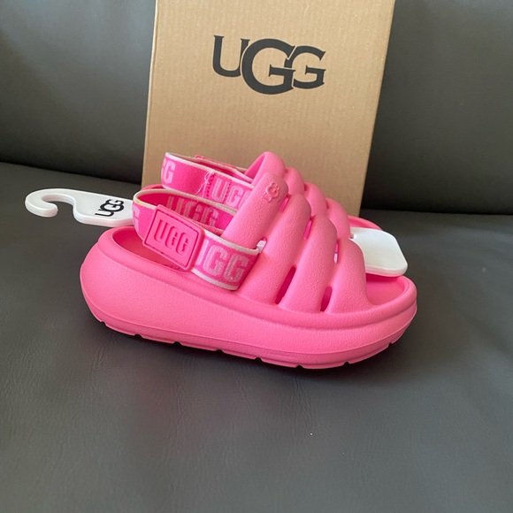 UGG -Child Sport Yeah T Sandal, - Picture 1 of 5